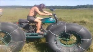самодельный вездеход на воде , мотор ИЖ планета