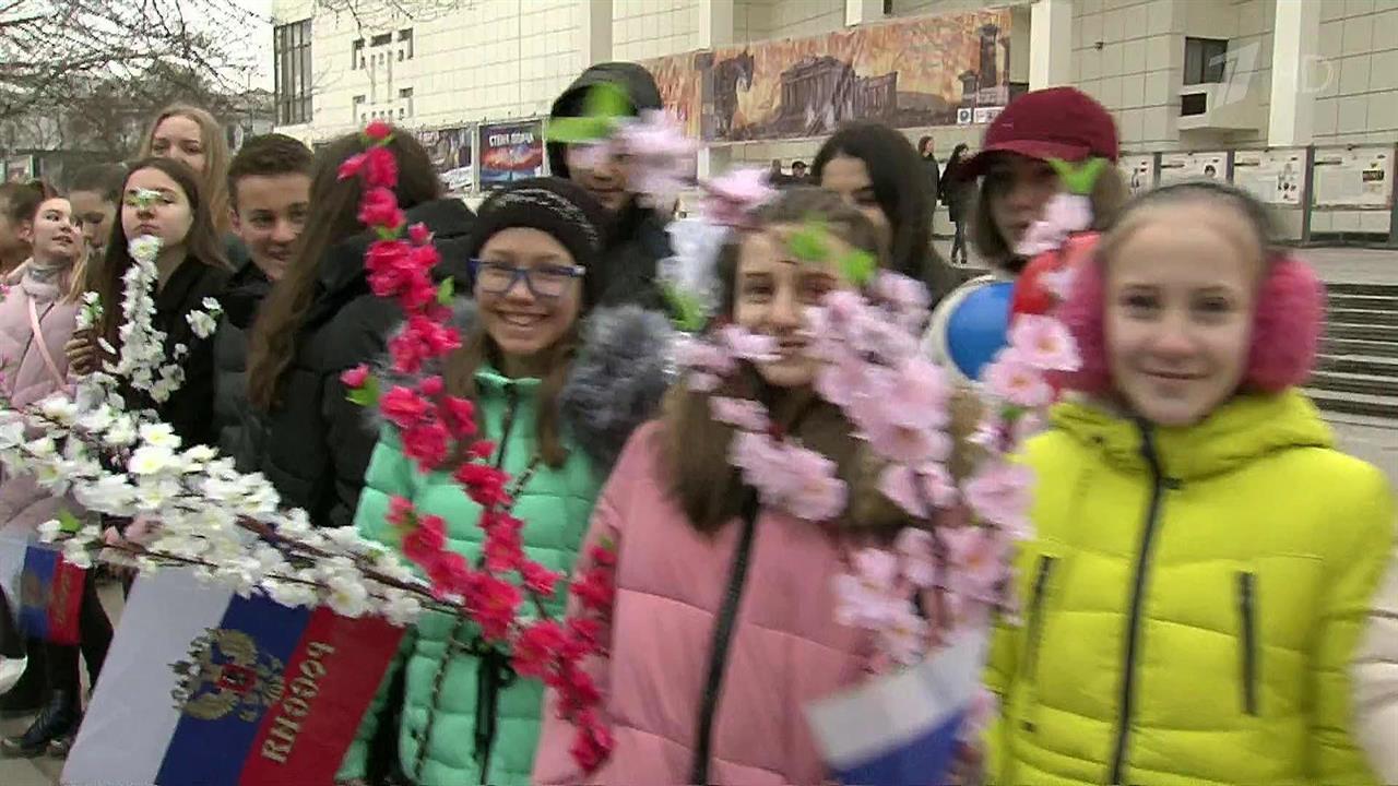 Важная дата в новейшей истории - три года назад жи...ендуме проголосовали за воссоединение с Россией