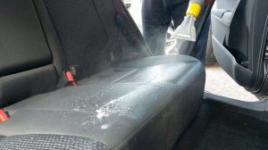 Химчистка сидений автомобиля. Моющий пылесос Kärcher PUZZI 8.