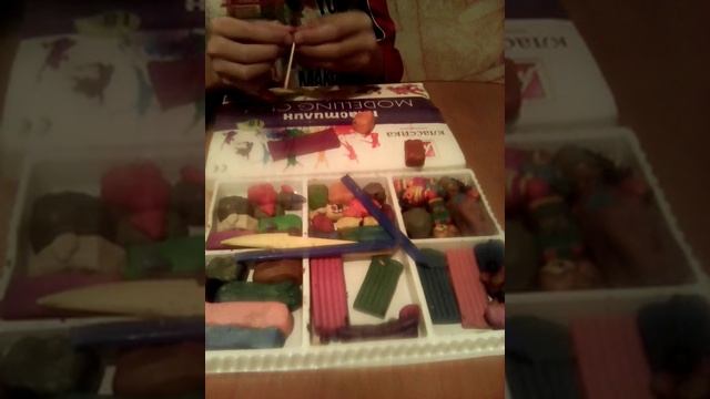 Как слепить пончик из пластилина смотреть онлайн