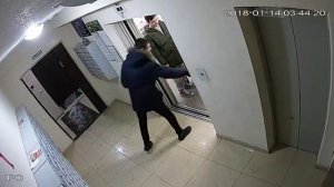 Разбили зеркало в лифте и скрылись