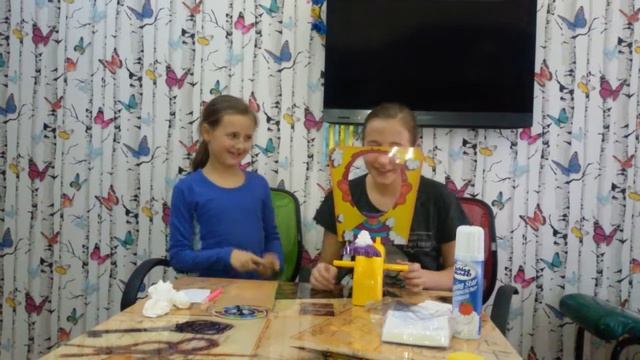 Играем в игру "Пирог в лицо". Супер игра. смотреть онлайн