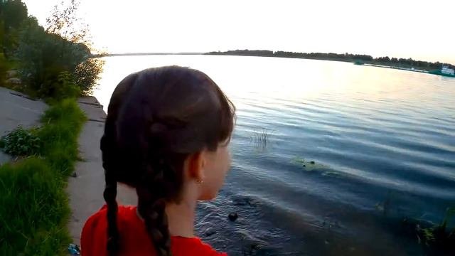 Красивый закат на Волге