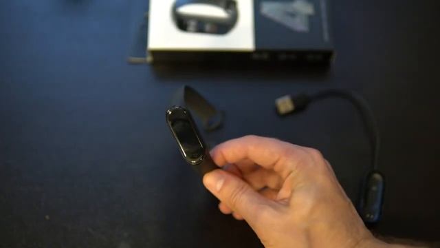 Mi band 4 - Обзор. Распаковка. Стоит ли покупать?