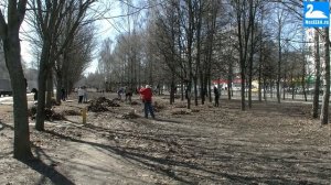 Субботник на Туристском бульваре в Москве