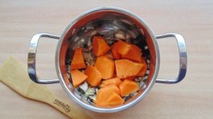 Тыквенный суп-пюре с шампиньонами