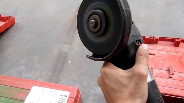 Disqueuse HILTI 125 / HILTI 125 Grinding Wheel смотреть онлайн