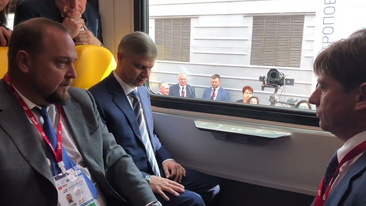 Генеральный директор - председатель правления ОАО "РЖД" - Олег Белозёров в Иволге 4.0 смотреть онлайн