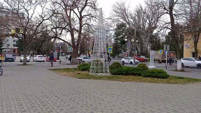 #Анапа Яркие Цветочные Часы Украшают город к Новому году смотреть онлайн