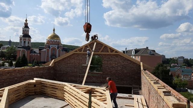 Стропильная система из мансардных деревянных ферм смотреть онлайн