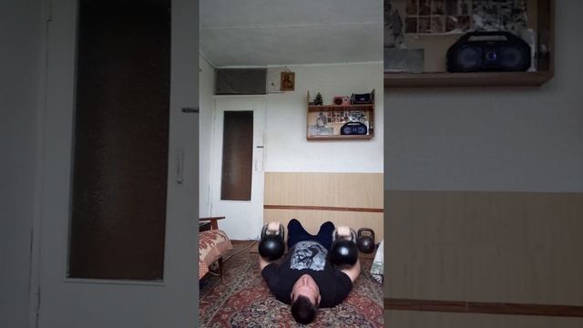 Жим лёжа , гири (32+32) кг. смотреть онлайн