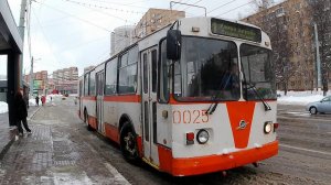 Химки. Троллейбус 0025 маршрута №1 в ретроокраске. 18 февраля 2024