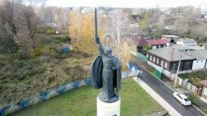 Памятник Илье Муромцу в городе Муроме. 30.10.22