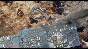 Монтаж радиосхемы с стиле СССР