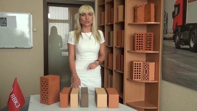 Блондинка и кирпичи. смотреть онлайн