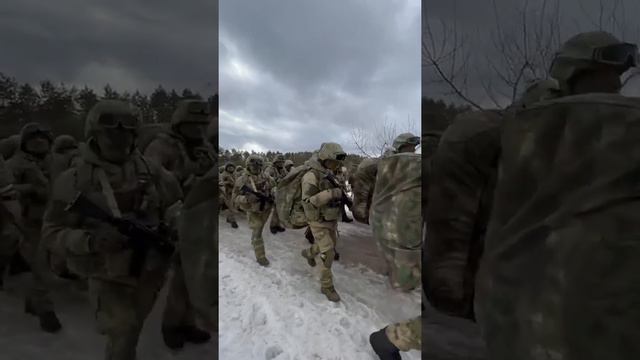 Кадыров опубликовал новое видео, как чеченские военные шагают по Украине смотреть онлайн