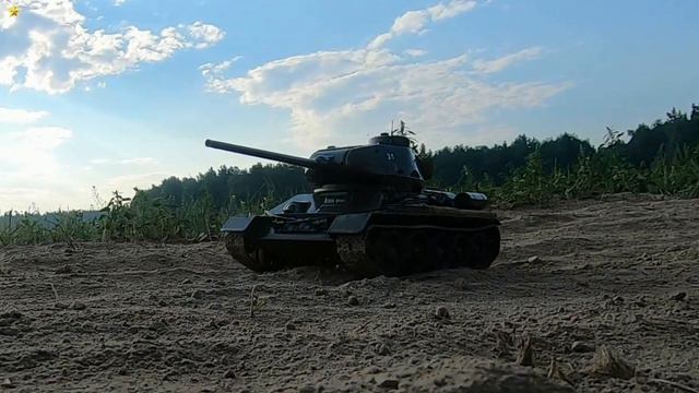 RC 1/16 Танк Т-34 - "Прорыв" (фото кадров) смотреть онлайн