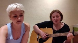 Одинокая птица (песня В. Бутусова) исполняют Ольга Цвентух и Анна Анишевская