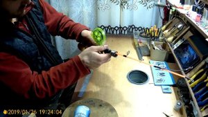 Удочка комбайн -блесна топорик своими руками.