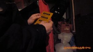 Светоотражающие наклейки на двери авто