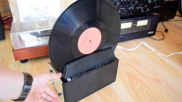 Автоматический очиститель виниловых пластинок TC-30 смотреть онлайн