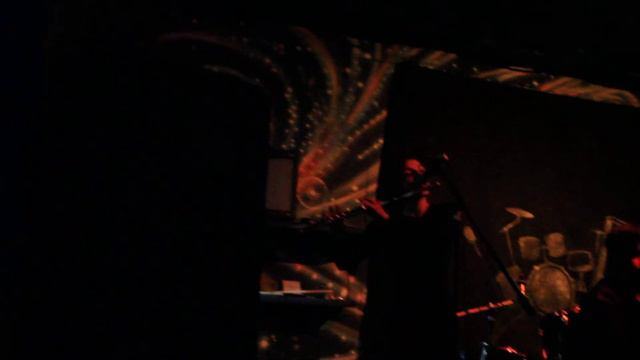 Максим Демах / На высохших листьях (гр. "Собаки Качалова") смотреть онлайн