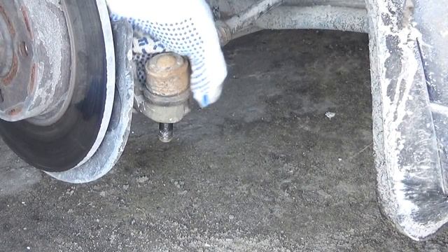 Замена рулевого наконечника на Volkswagen Passat B4 своими руками
