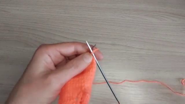 МК платье спицами для куклы смотреть онлайн