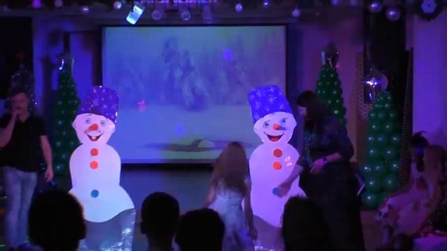 "Чудеса под Новый год" смотреть онлайн