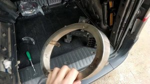 замена штатной акустики рено кангу2
