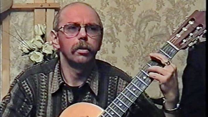 "Молодая" (запись 1998 г.). Исполняет Сергей Филиппов.