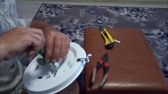 КАК ПРАВИЛЬНО ПОДКЛЮЧИТЬ ЛЮСТРУ//НОВАЯ ЛЮСТРА НА КУХНЮ