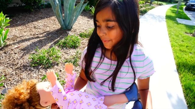 Stella & Friends Teach Emma to be Nice!!! смотреть онлайн