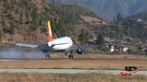 EXTREME AIRPORT Paro Bhutan?? | Takeoff & Landing in Cockpit Airbus A319