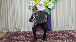 Уваркин Никита 11 лет М.Блантер "Катюша"