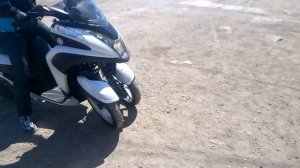 Yamaha Triciti 125 ( мопед с тремя колёсами )