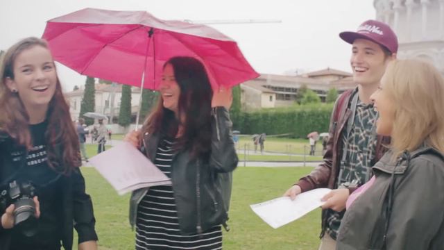 Inno Italiano cantato in #Russo dalla Gente - Esperimento Sociale - Integrazione Karashò
