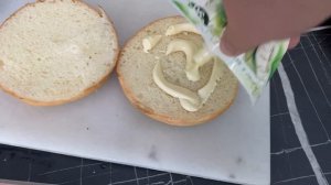 Домашние бургеры на гриле! rutube #еда #едимдома #повар #голоднететка #бургер #вопер #катлета #short