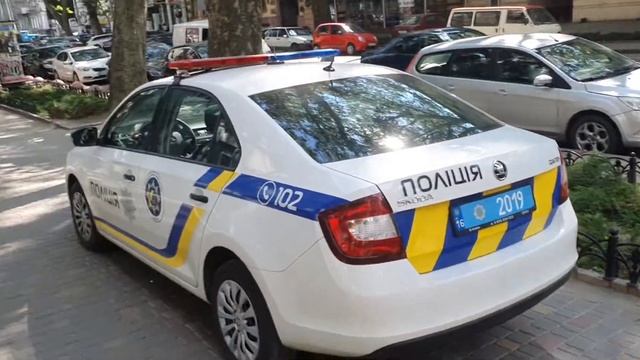 Полиция Одессы. Парковка на тротуаре. Пушкинская 57. смотреть онлайн