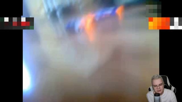 КАША СМОТРИТ СВОЕ САМОЕ ПЕРВОЕ ВИДЕО