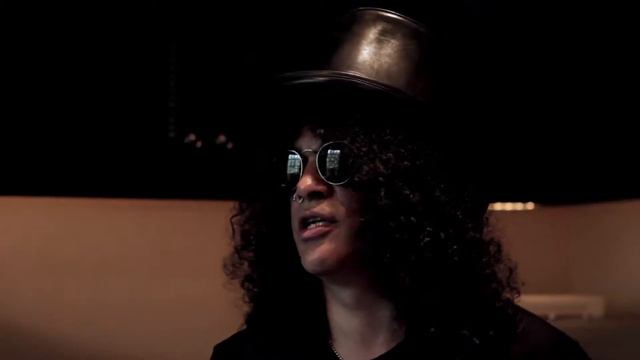 Angry Birds Space- Interview with Slash #SlashBird [HD] - Videos смотреть онлайн