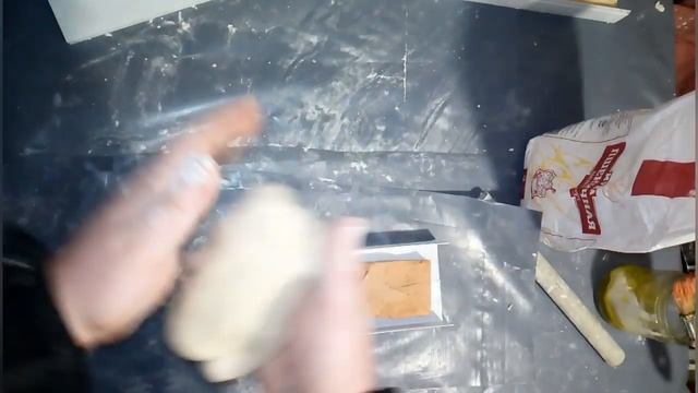 Форма из силикона и муки, для отливки декоративного камня из гипса