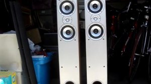 Polk Audio monitor 50 speakers