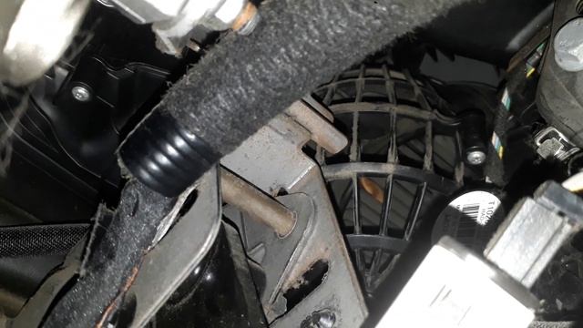 Barulho interno ao ligar ventilador ou ar condicionado Fluence - INSCREVA-SE NO CANAL E ATIVE o Sin смотреть онлайн