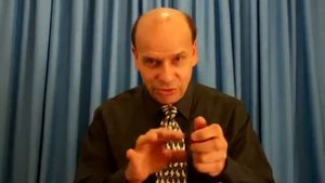 Поролоновые шарики превращаются в кубик - Balls to Square