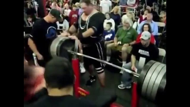 Жим лёжа, мировой рекорд 486 кг Райан Кеннели | bench press 486 kg смотреть онлайн