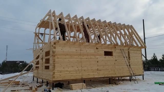 Дом 8х10 м. из бруса 150х150 мм. Часть 4: Монтаж мансардной крыши. смотреть онлайн