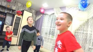 ПЕРСОНАЖ ИЗ МАЙНКРАФТ пришёл на День Рождения к ДАМИРУ, вечеринка в стиле МАЙНКРАФТ))))