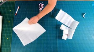 Маленькое черное платье. Моделирование и раскрой элегантного платья с необычным кроем юбки.mp4