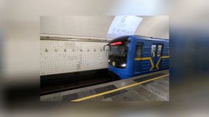 Что делать если УПАЛ НА РЕЛЬСЫ В МЕТРО?!